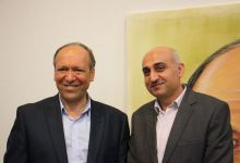 گزارش تصویری از اهداء جوایز  در همایش تجلیل از پرفسور علی اکبر جلالی چهره ماندگار شهرستان شاهرود 